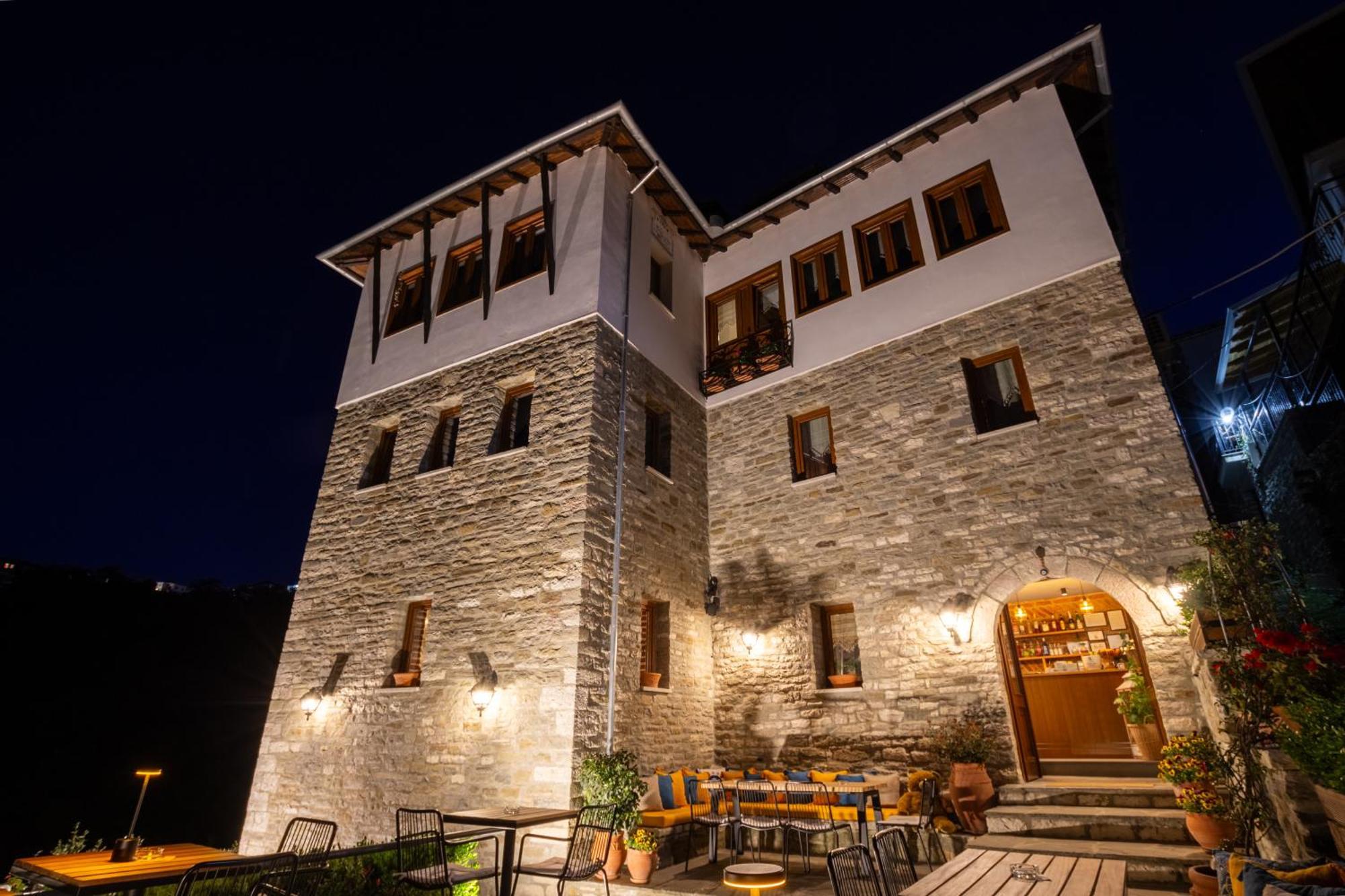 The Stone Sky Hotel จีโรคาสเตอร์ ภายนอก รูปภาพ