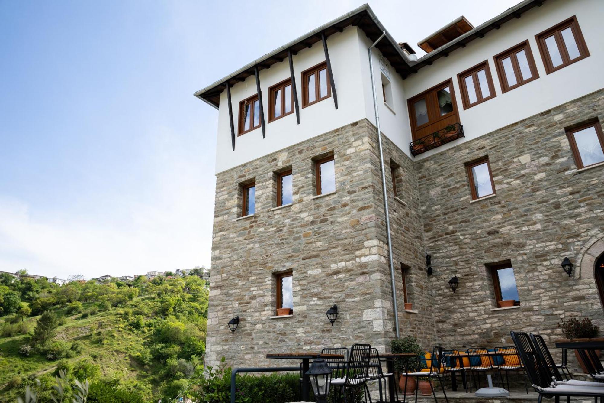 The Stone Sky Hotel จีโรคาสเตอร์ ภายนอก รูปภาพ